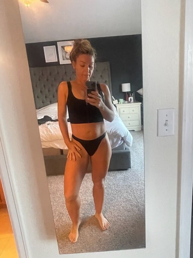Slim Girls (21 pics) Slim Girls (21 pics)