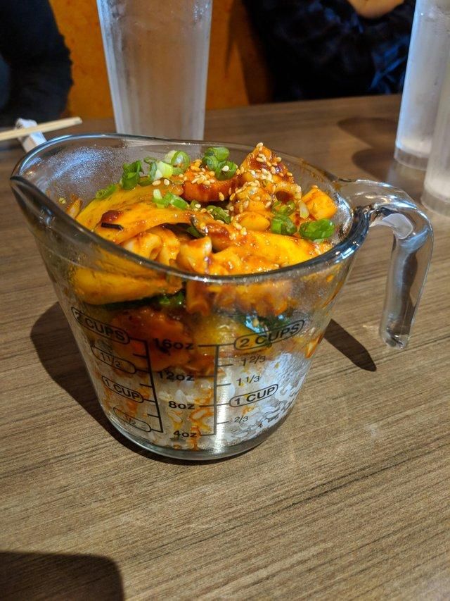 Crazy Food Serving (27 pics)