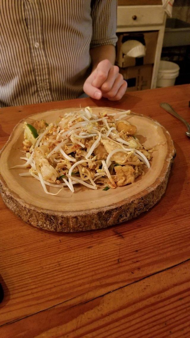Crazy Food Serving (27 pics)