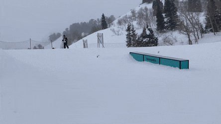 Acid GIFs, September 2 (25 gifs) Acid GIFs, September 2 (25 gifs)