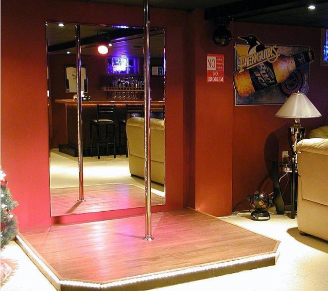 Cozy Men's Shelters (23 pics)