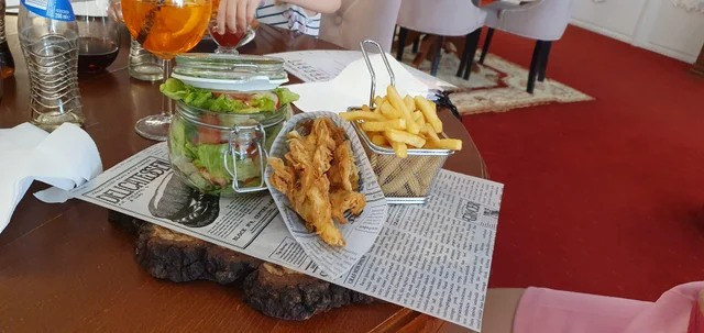 Crazy Food Serving (25 pics)