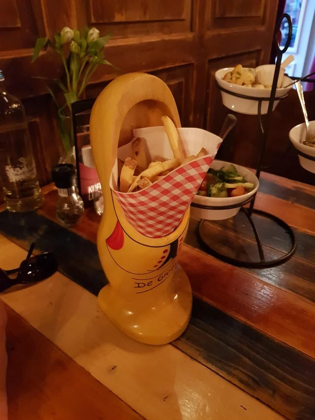 Crazy Food Serving (25 pics)