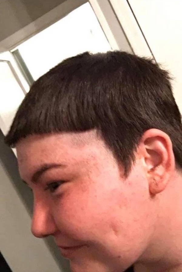 Awful Haircuts (21 pics)