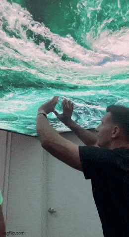 Acid GIFs, September 4 (25 gifs)