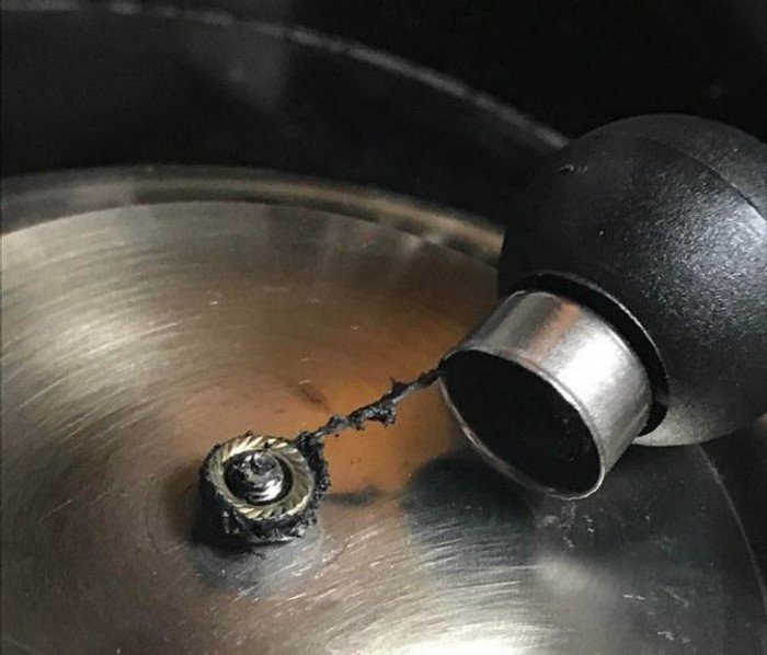 What Is Going On Here? (19 pics)