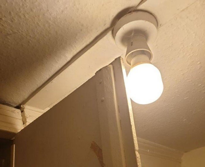 What Is Going On Here? (19 pics)