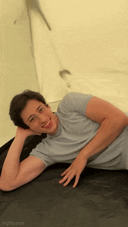 Acid GIFs, September 7 (25 gifs) Acid GIFs, September 7 (25 gifs)