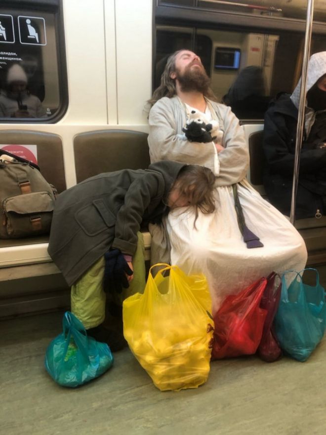 Strange People In The Subway (19 pics) Strange People In The Subway (19 pics)