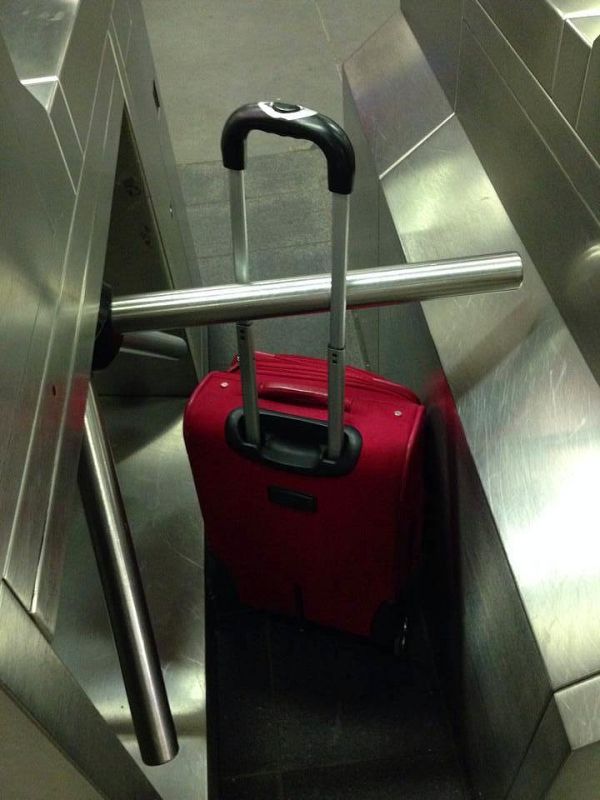 Bad Days Happen (25 pics) Bad Days Happen (25 pics)
