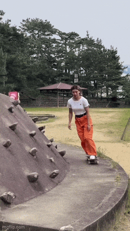 Acid GIFs, September 9 (25 gifs) Acid GIFs, September 9 (25 gifs)