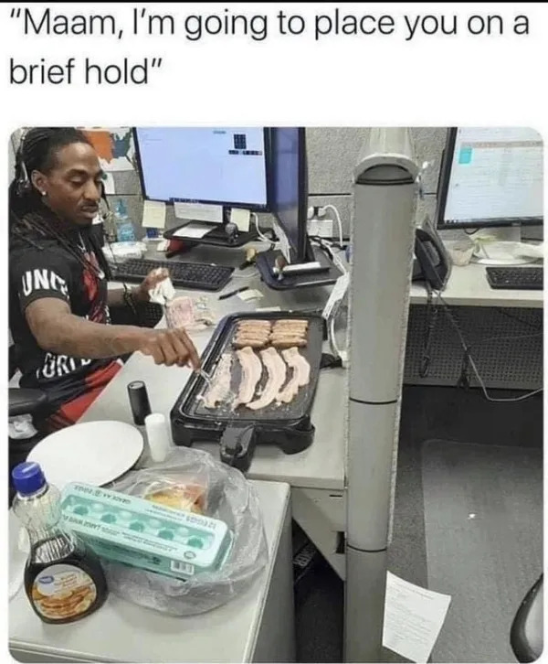 Customer Service Memes (27 pics)