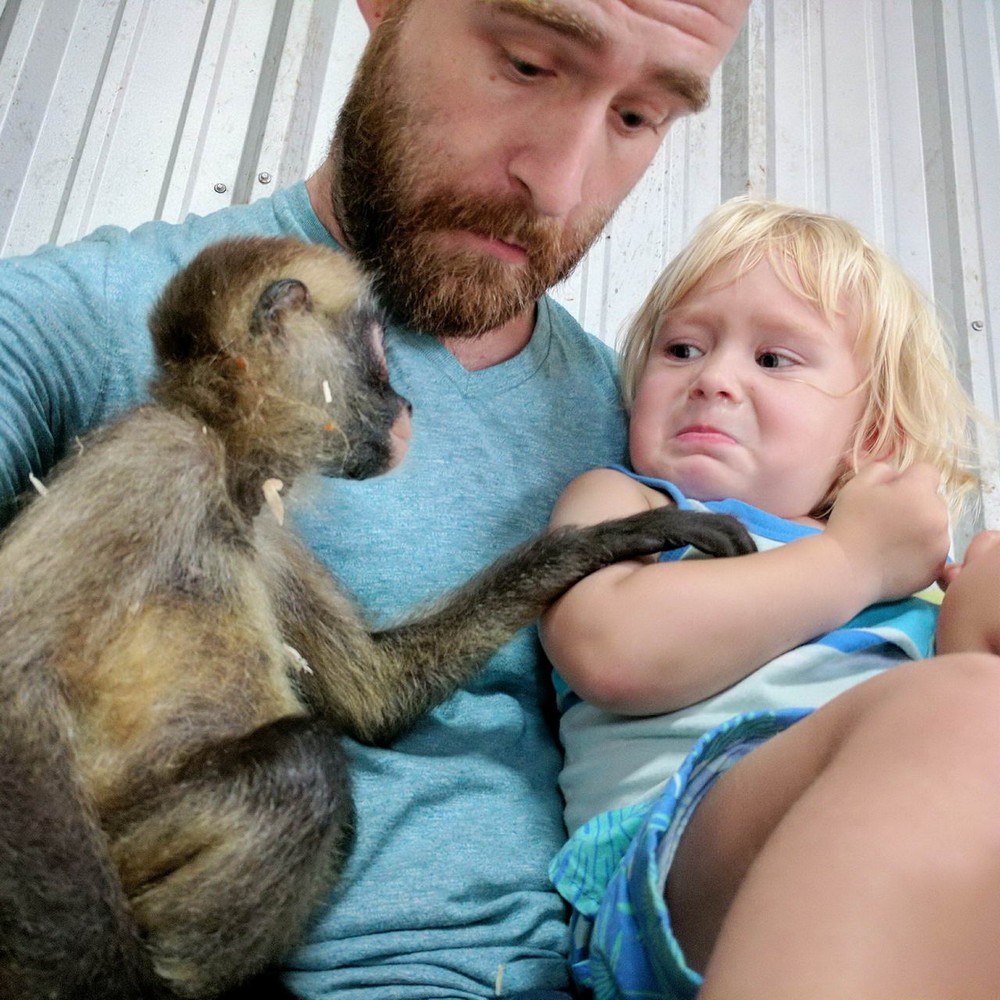 What Is Going On Here? (19 pics) What Is Going On Here? (19 pics)