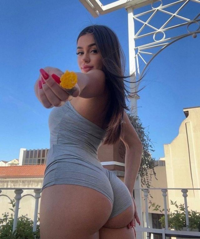 Beauty Girls (21 pics)