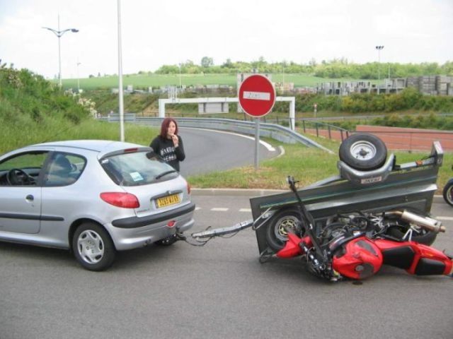 Epic Car Crashes (25 pics)
