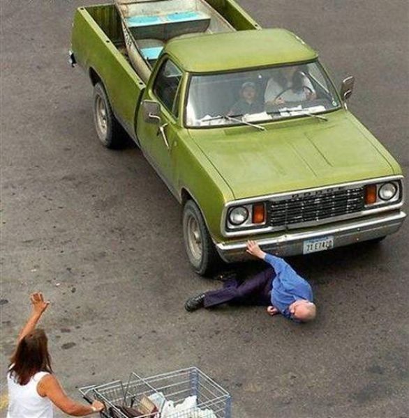 Epic Car Crashes (25 pics)