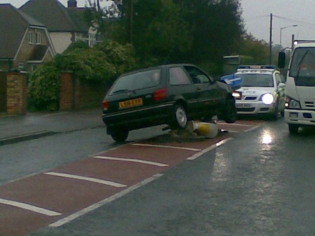 Epic Car Crashes (25 pics)