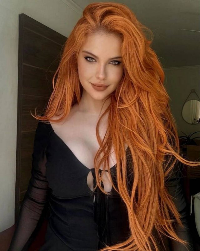Redhead Girls (21 pics)