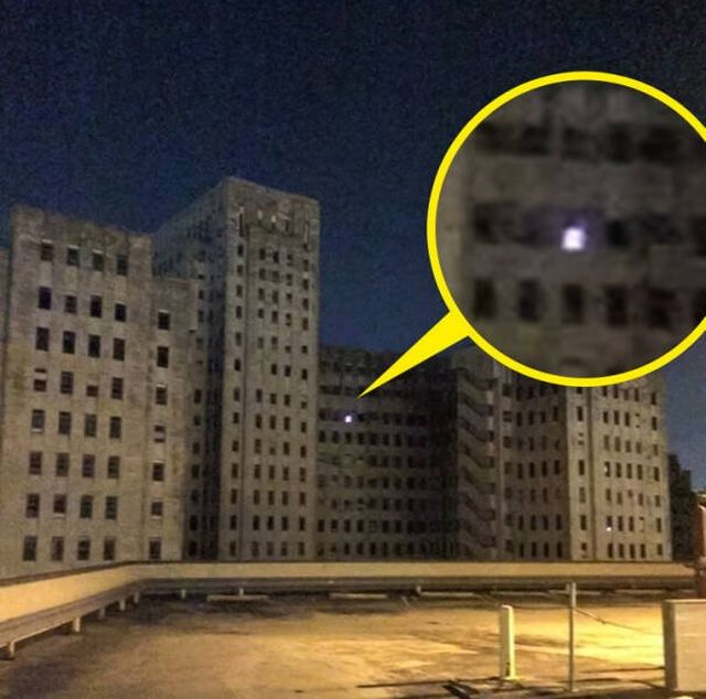 Creepy Photos (17 pics)
