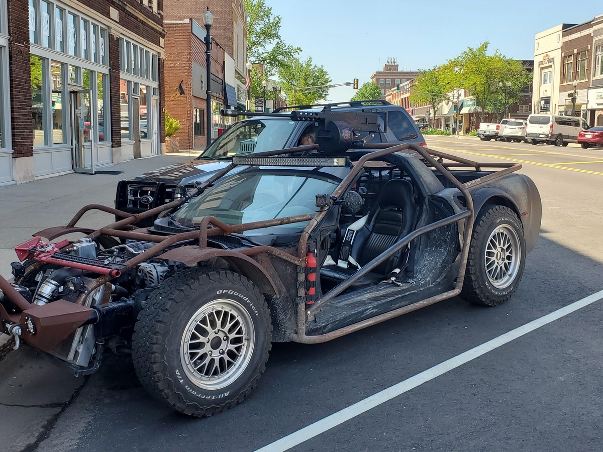 Crazy Cars (25 pics)