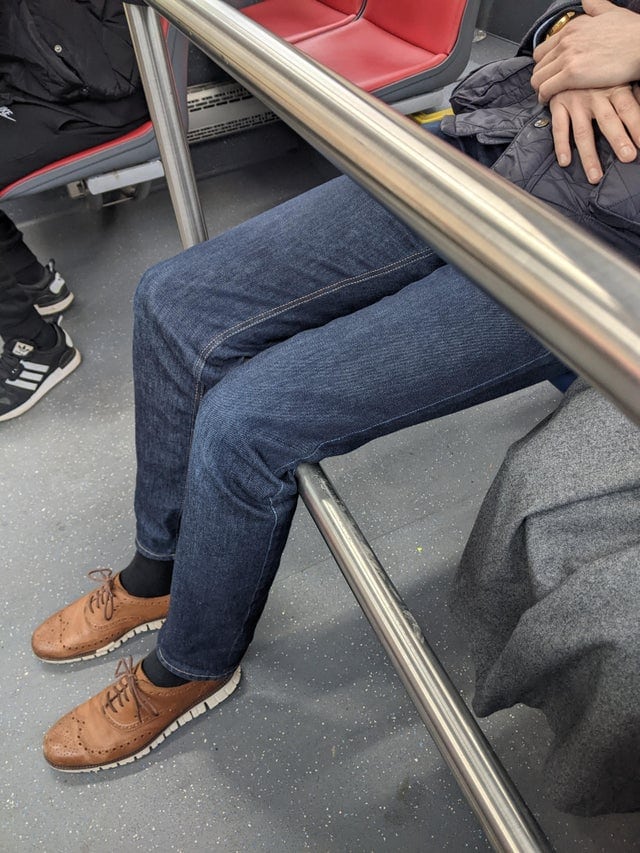 Problems Of Tall People (15 pics)