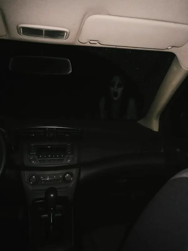 Creepy Photos (21 pics) Creepy Photos (21 pics)