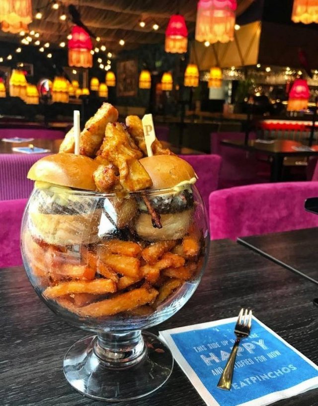 Crazy Food Serving (21 pics) Crazy Food Serving (21 pics)