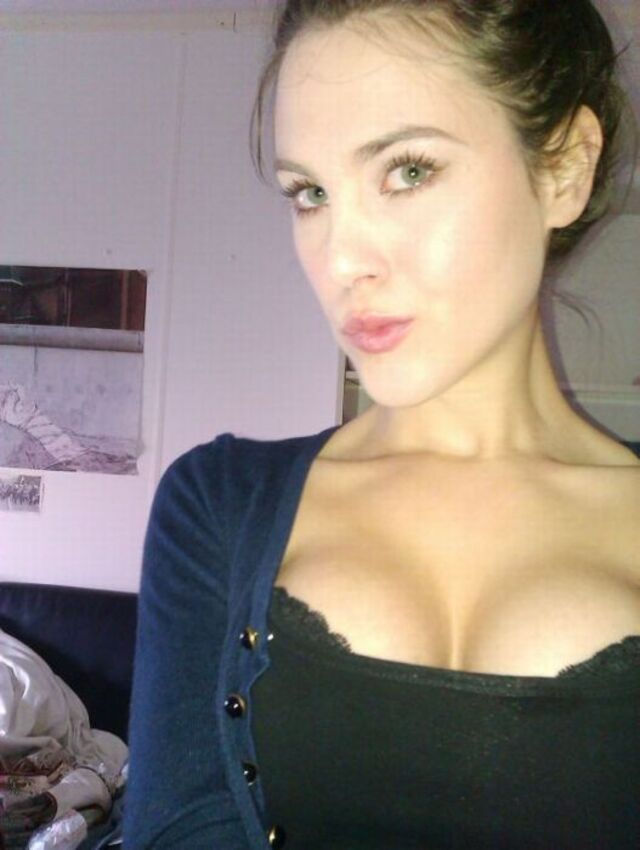 Cute Girls (21 pics)