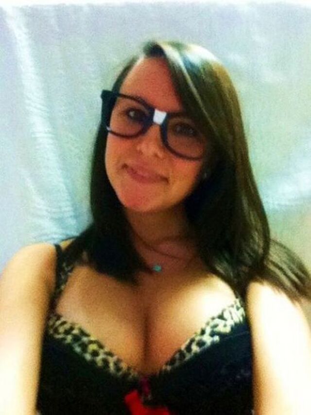 Girls In Glasses (21 pics) Girls In Glasses (21 pics)