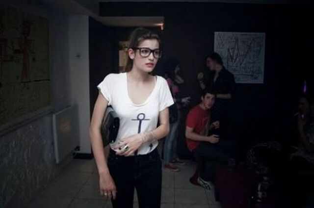 Girls In Glasses (21 pics) Girls In Glasses (21 pics)