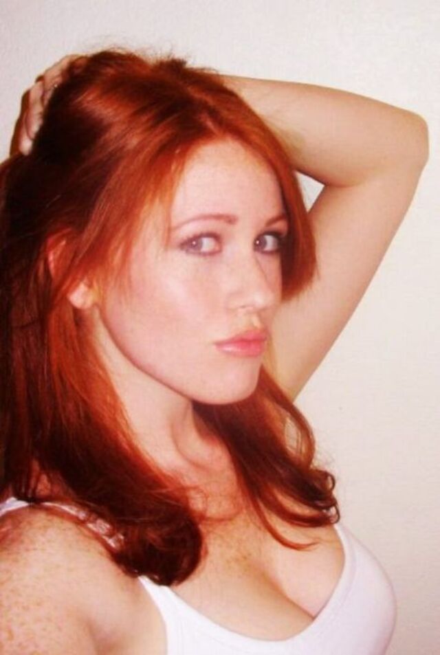 Redhead Girls (21 pics) Redhead Girls (21 pics)