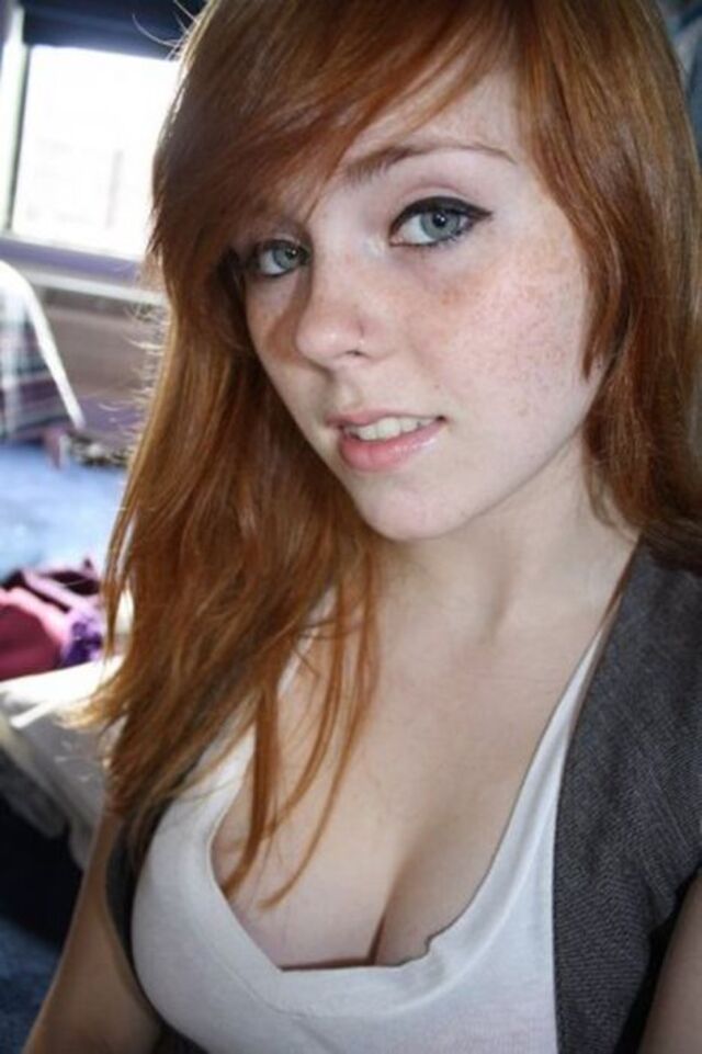 Redhead Girls (21 pics) Redhead Girls (21 pics)