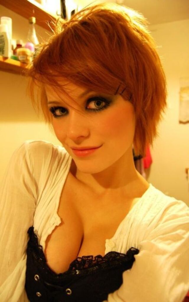 Redhead Girls (21 pics) Redhead Girls (21 pics)