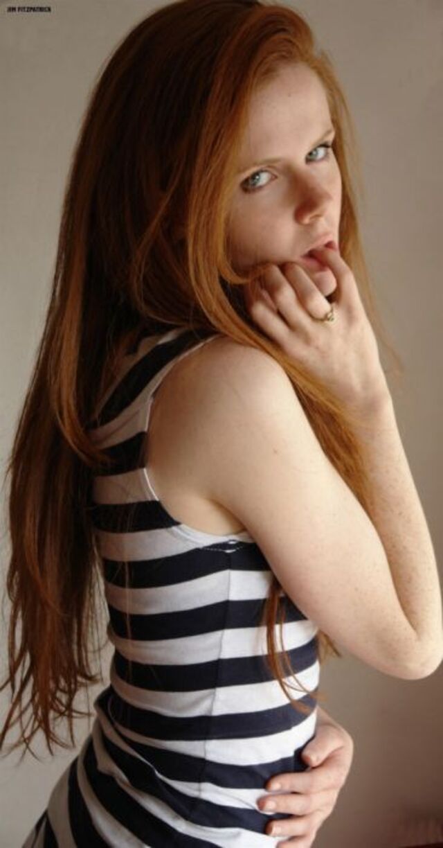 Redhead Girls (21 pics) Redhead Girls (21 pics)