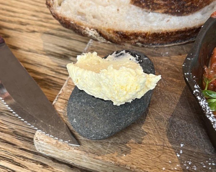 Crazy Food Serving (17 pics)