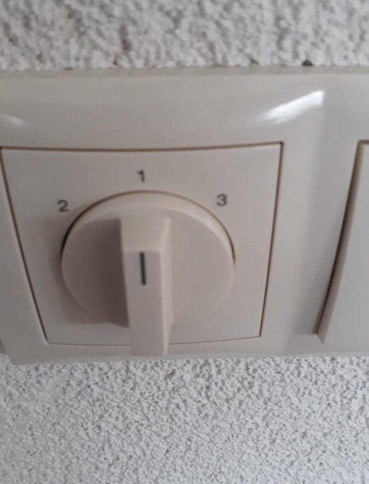It's Annoying (23 pics) It's Annoying (23 pics)