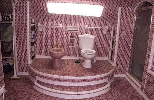 Strange Interiors (16 pics)