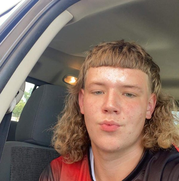 Awful Haircuts (23 pics)