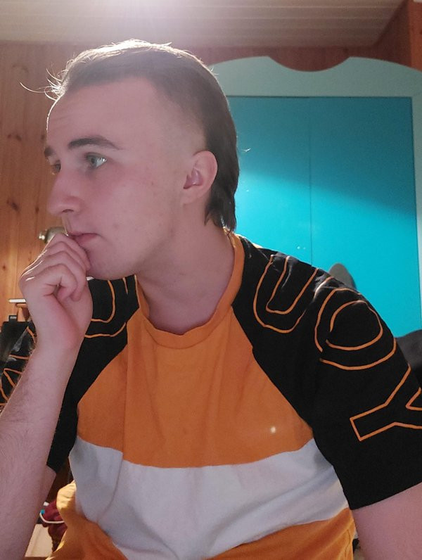 Awful Haircuts (23 pics)