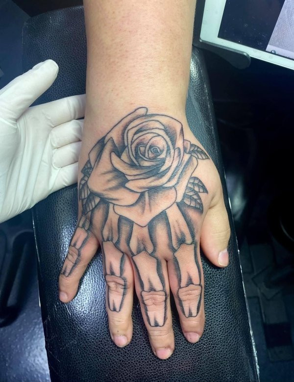 Strange Tattoos (25 pics)