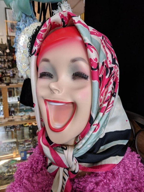 Creepy Mannequins (15 pics)