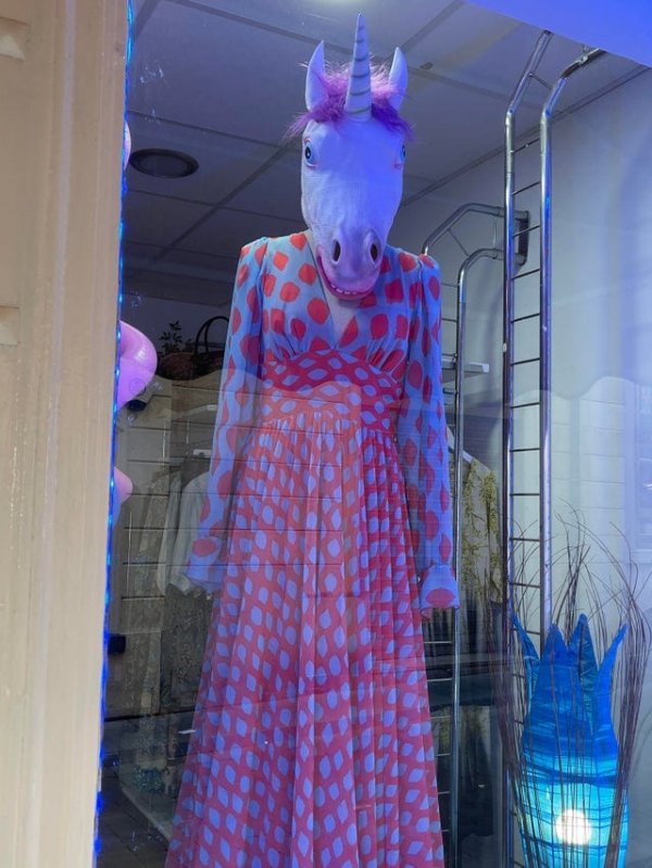 Creepy Mannequins (15 pics)
