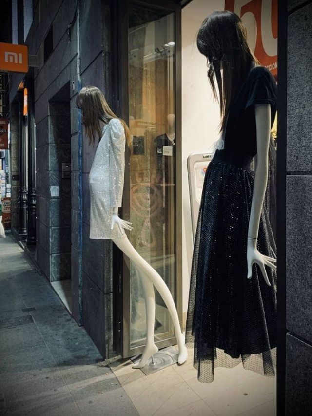 Creepy Mannequins (15 pics)