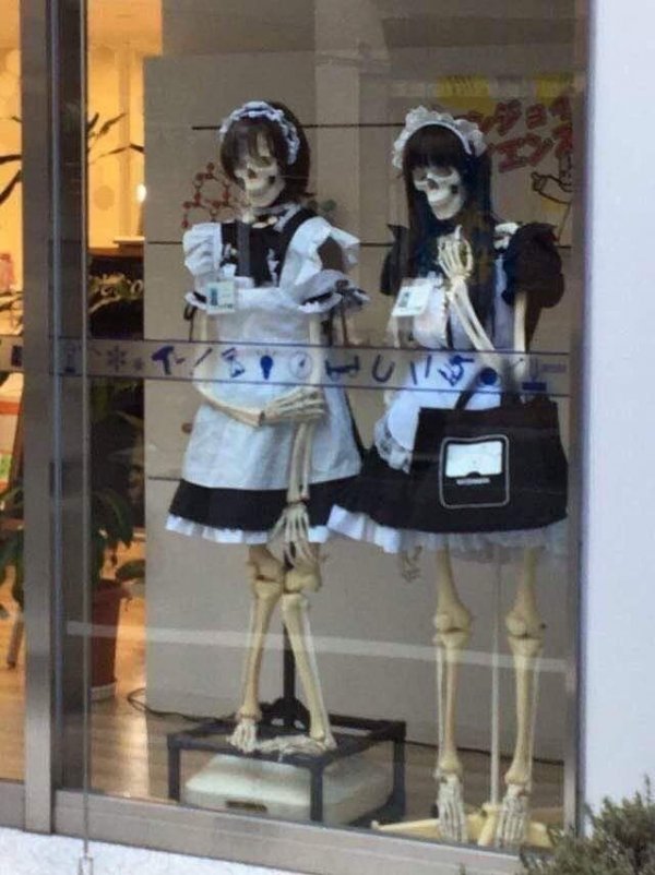 Creepy Mannequins (15 pics)