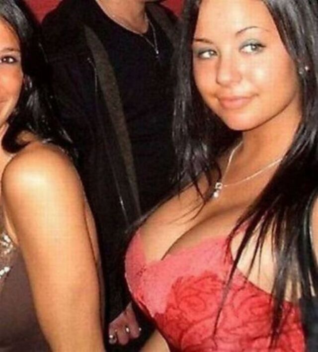 Hot Girls (21 pics) Hot Girls (21 pics)