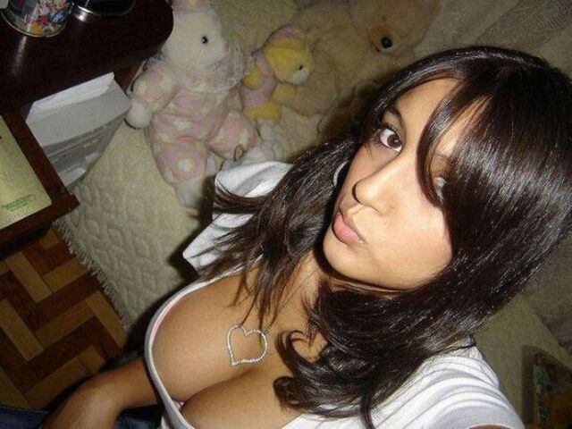 Hot Girls (21 pics) Hot Girls (21 pics)