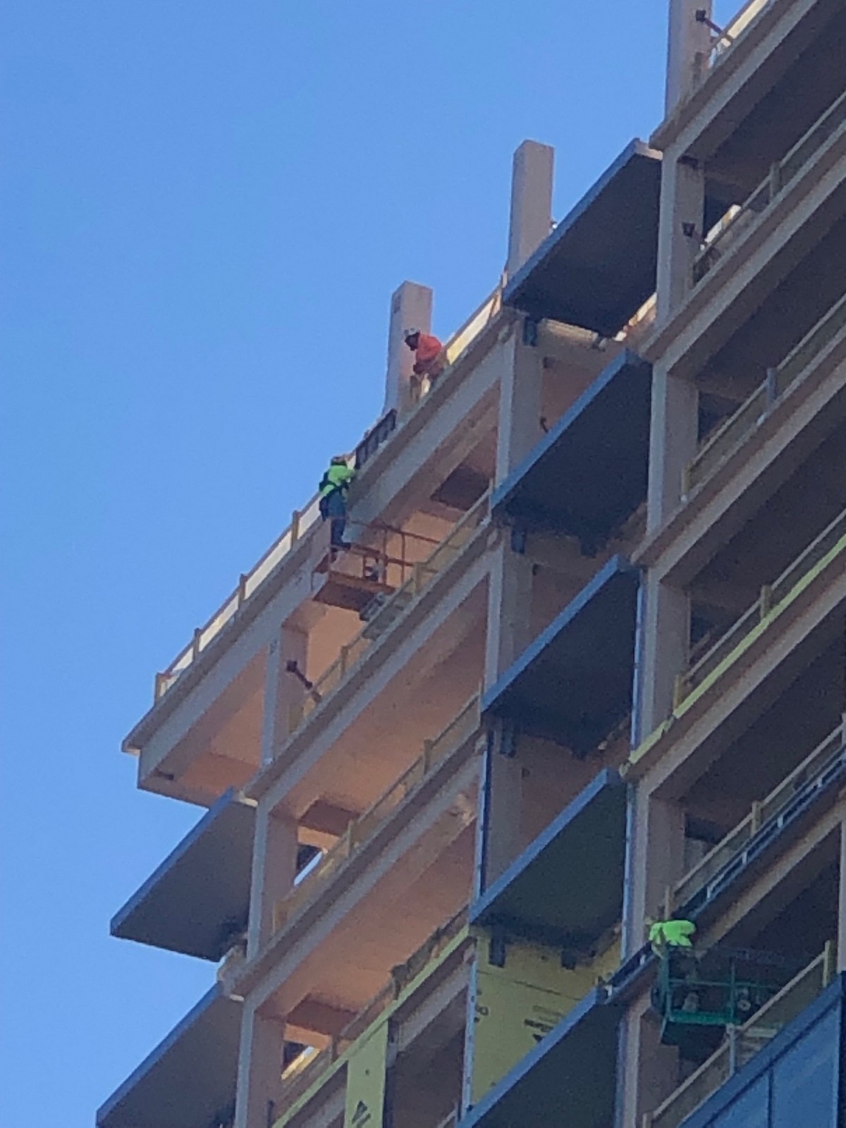 They Don't Care About Safety (25 pics)