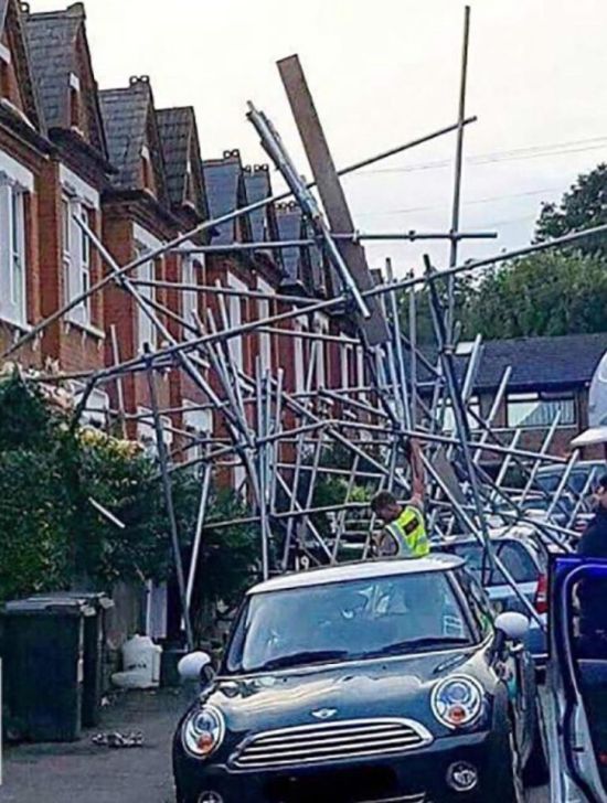 Construction Fails (25 pics) Construction Fails (25 pics)