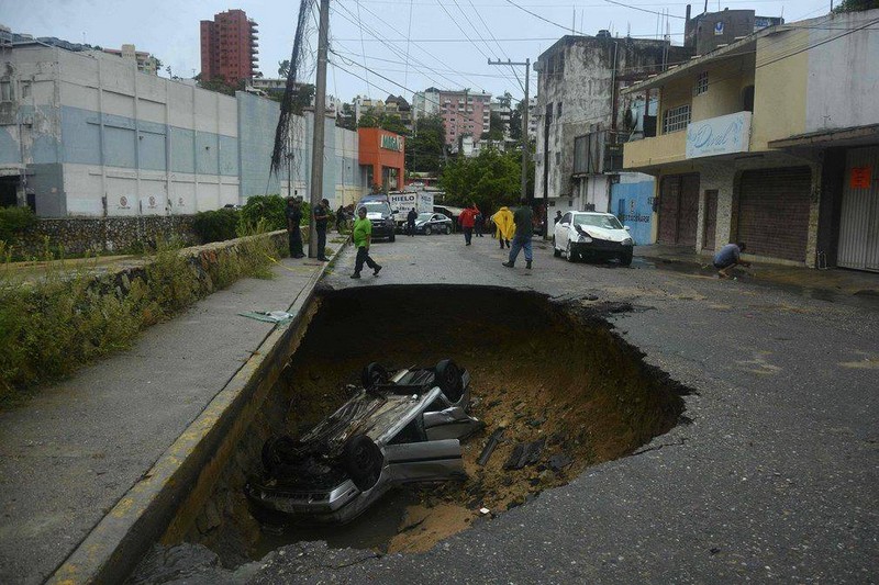 Bad Days Happen (19 pics) Bad Days Happen (19 pics)