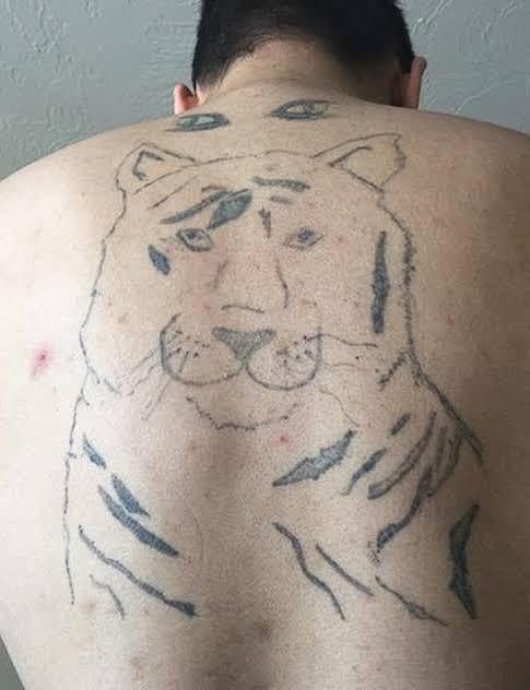 Awful Tattoos (19 pics) Awful Tattoos (19 pics)